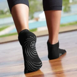 Gaiam Grippy Yoga Socks - Anti-Slip Yogasokken - Zwart/Grijs