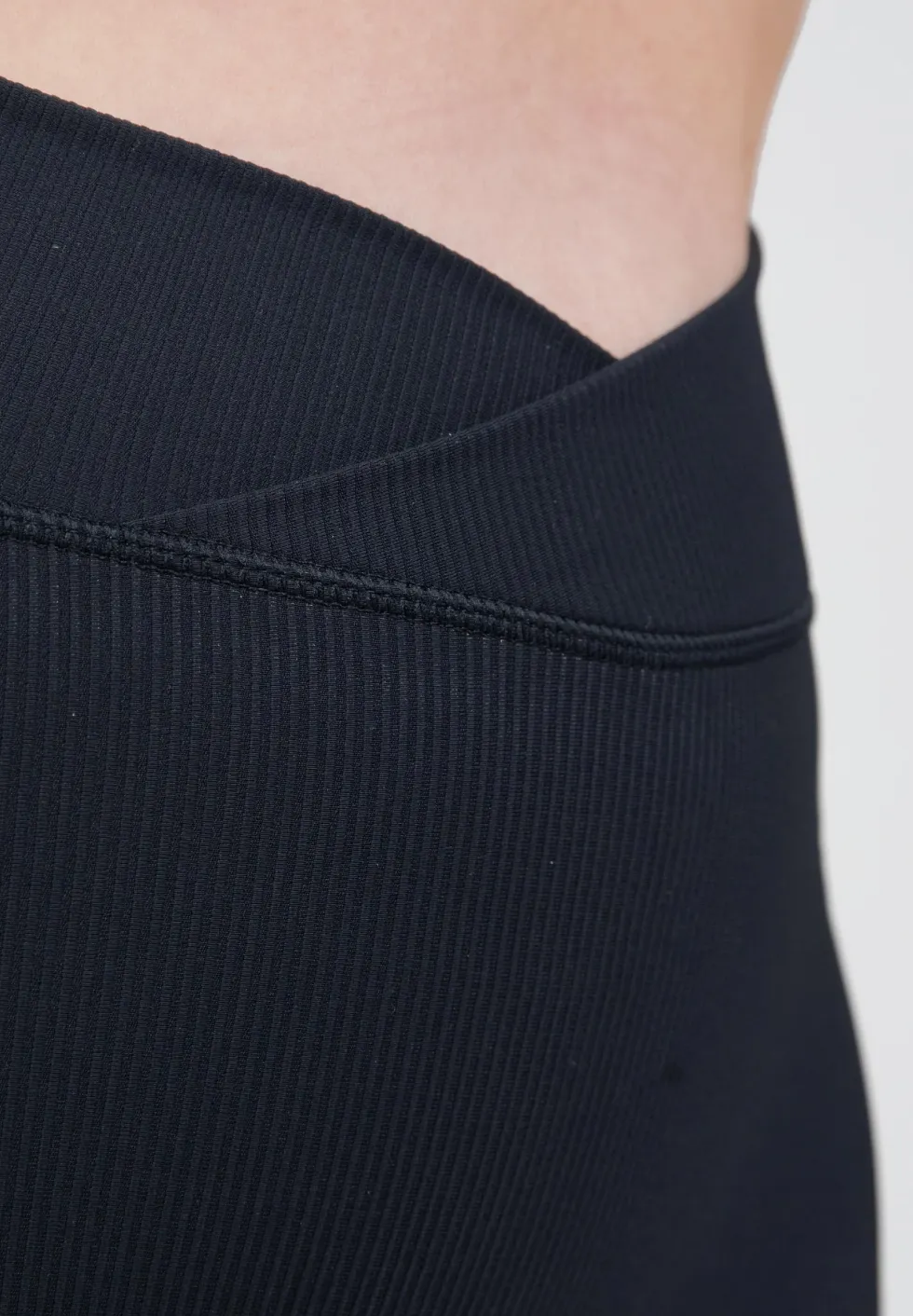 Gorilla Wear Carmen Flared Legging - Zwart
