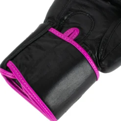 Super Pro Combat Gear Warrior Lederen (Kick)Bokshandschoenen - Zwart/Roze