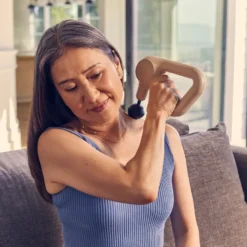 Therabody Theragun Relief - Massage Gun - Beige